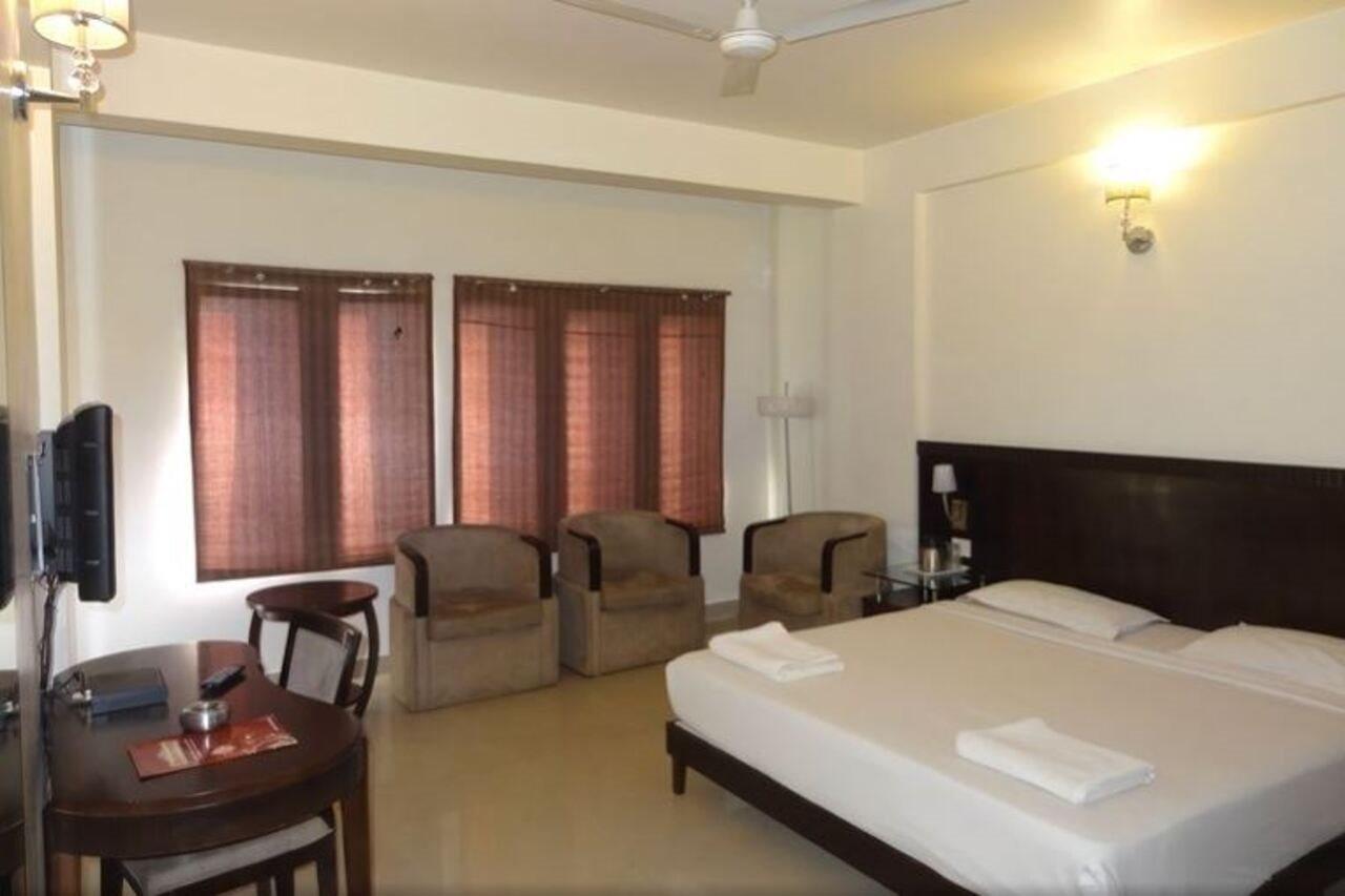 Hotel Amshi International Bangalore Exterior photo