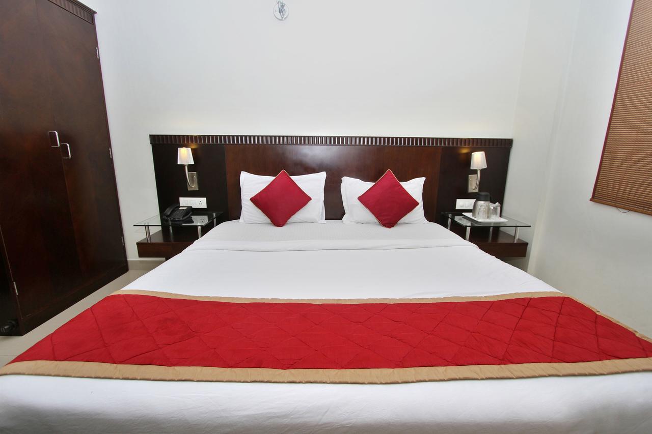 Hotel Amshi International Bangalore Exterior photo