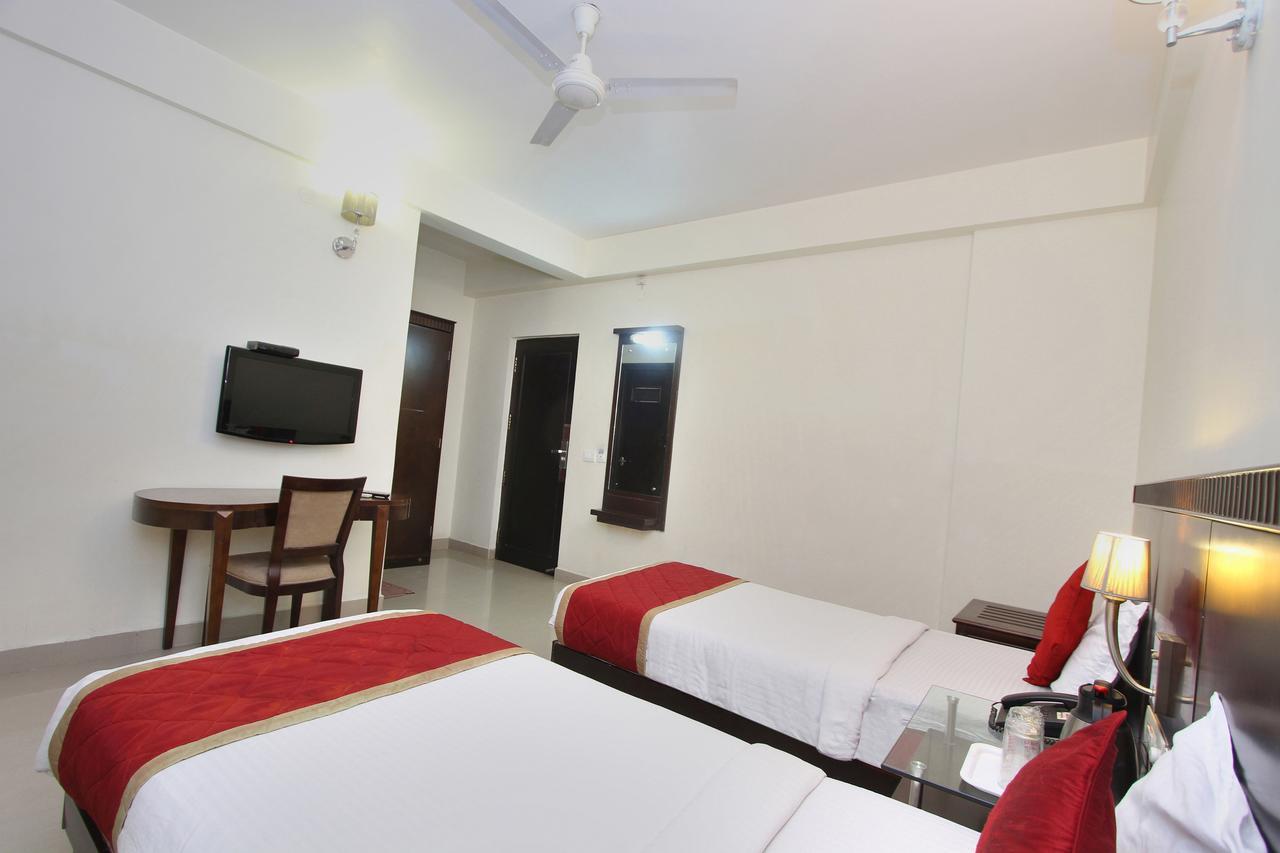 Hotel Amshi International Bangalore Exterior photo